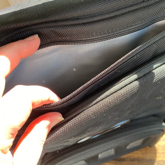 Oakley Backpack - Picture 3 of 13